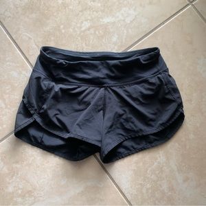 lululemon speed up shorts 2.5”